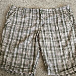 Mossimo Supply Co. Plaid Shorts in Gray and Pink